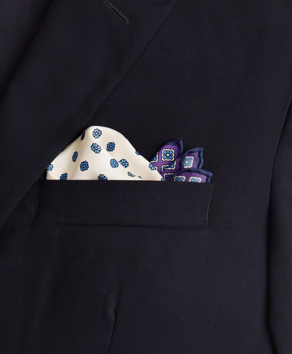 Brooks Brothers Men Classic Neat Pocket Square