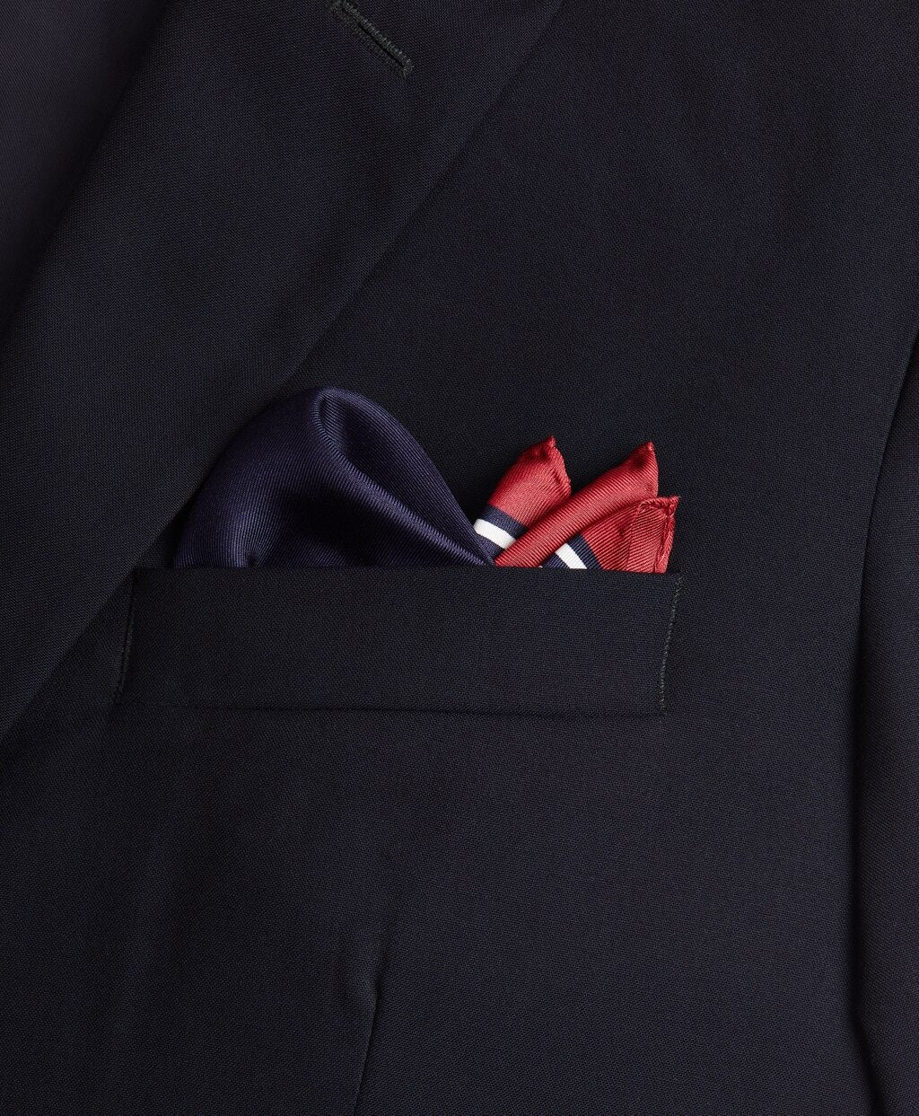 Brooks Brothers Men BB#1 Rep Stripe Pocket Square