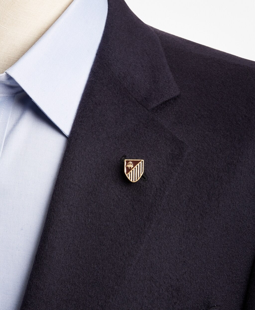 Brooks Brothers Men Gold-Tone Shield Lapel Pin
