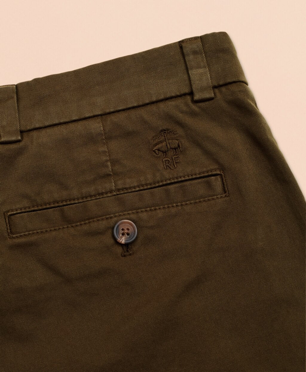 Brooks Brothers Men Garment-Dyed 9" Stretch Chino Shorts
