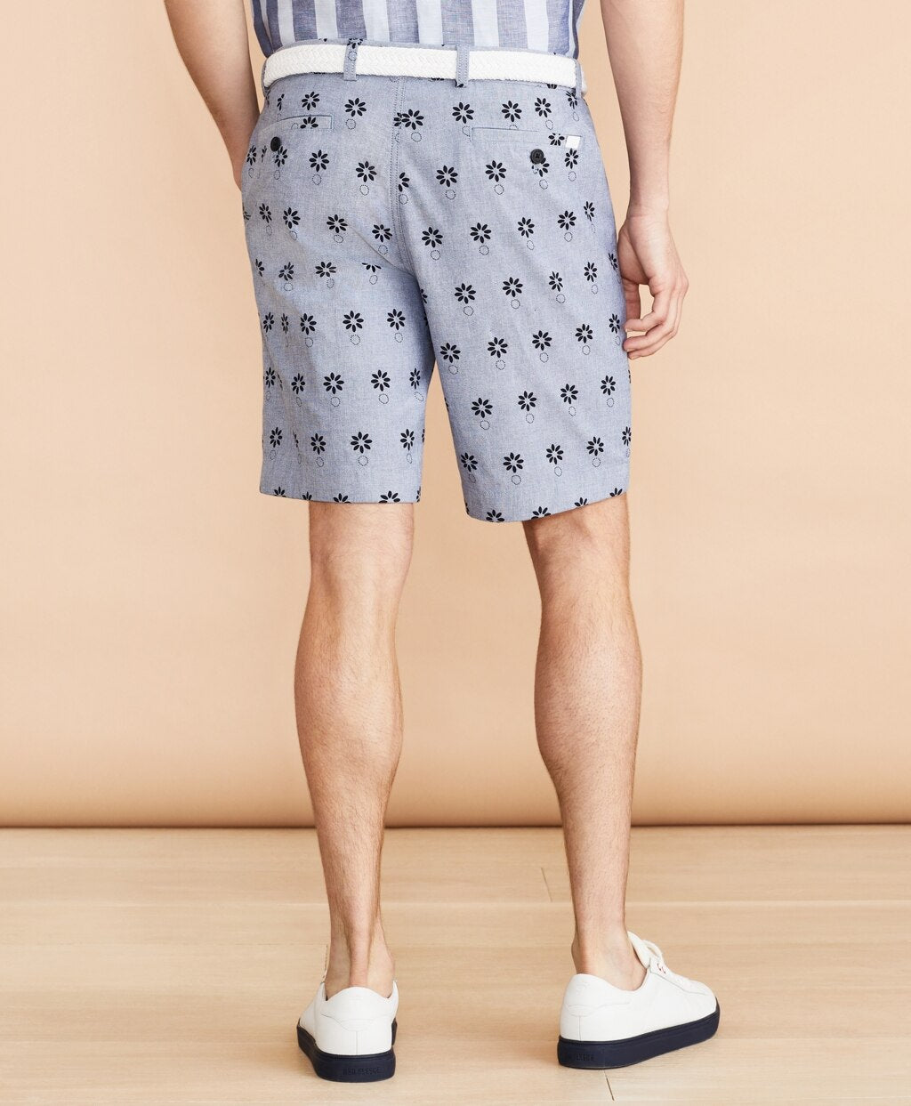 Brooks Brothers Men Chambray Flower Print Shorts