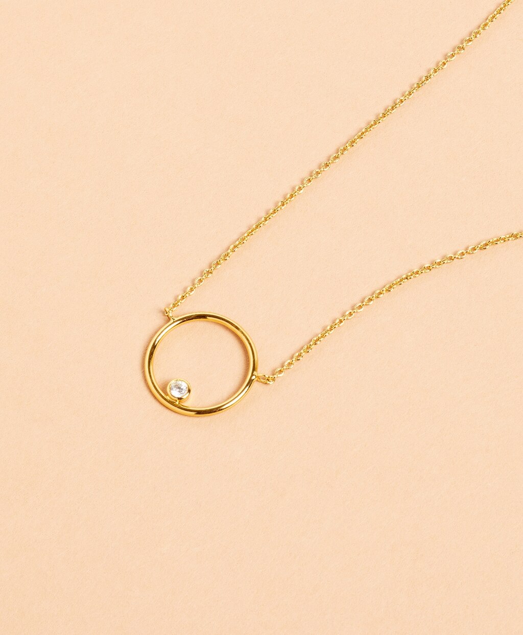 Brooks Brothers Women Demi-Fine Crystal Circle Pendant Necklace