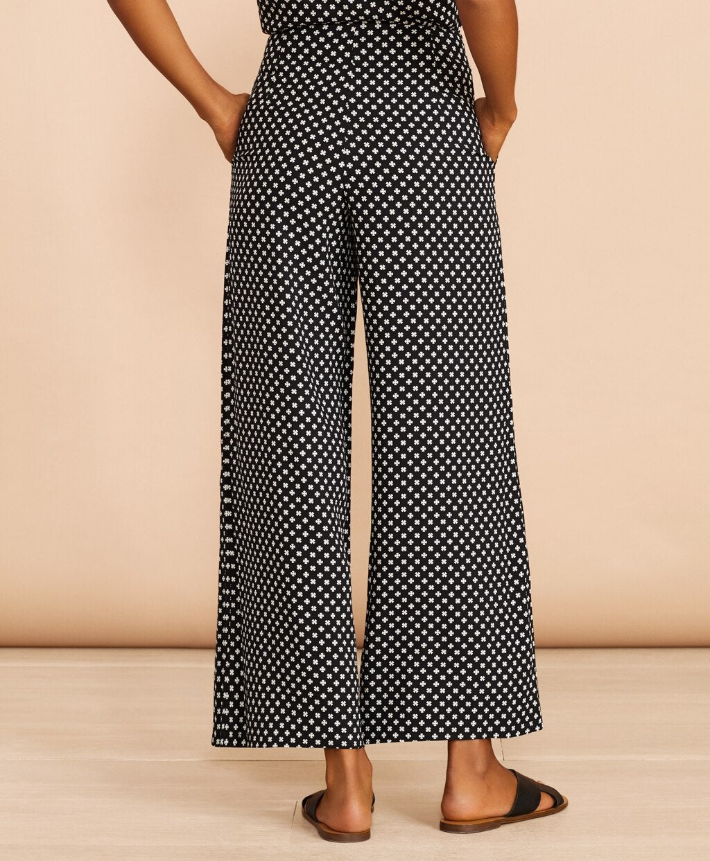 Brooks Brothers Women Floral-Print Pleat-Front Cropped Wide-Leg Pants
