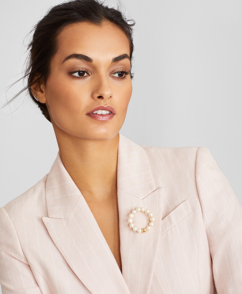 Brooks Brothers Women Freshwater Pearl Brooch